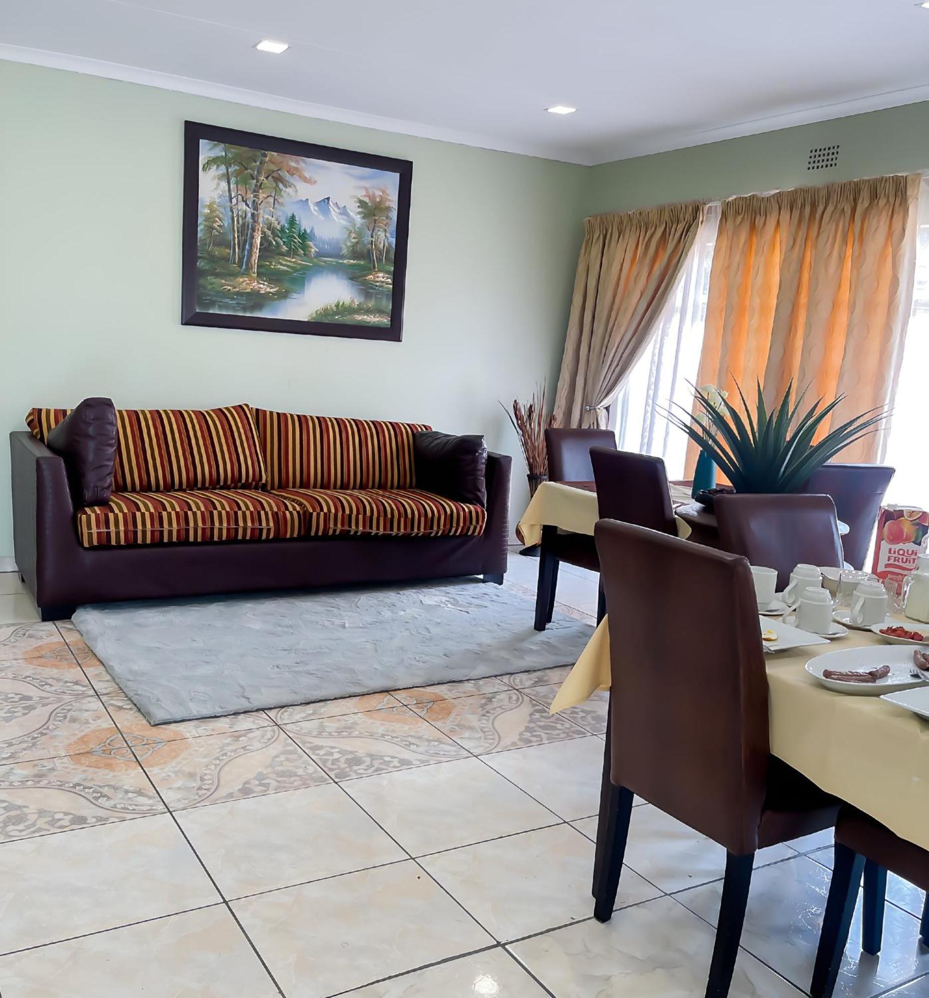 Oasis Of Life Guest House 윗뱅크 외부 사진