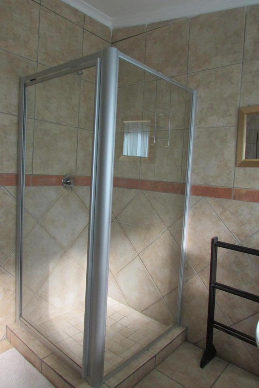 Oasis Of Life Guest House 윗뱅크 외부 사진
