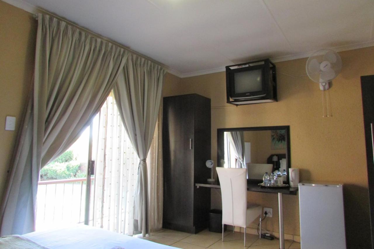 Oasis Of Life Guest House 윗뱅크 외부 사진